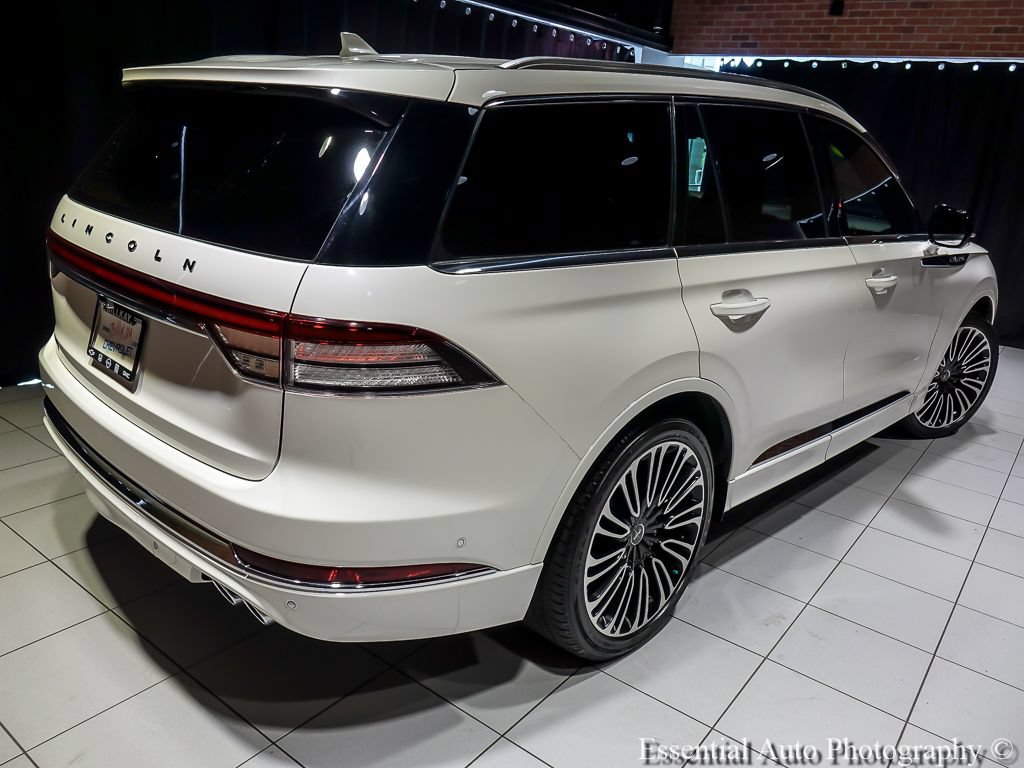 Used 2023 Lincoln Aviator Black Label w/ Dynamic Handling Package AWD/4WD image 9