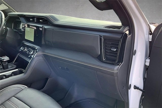 Used 2024 GMC Sierra 1500 AT4X image 15