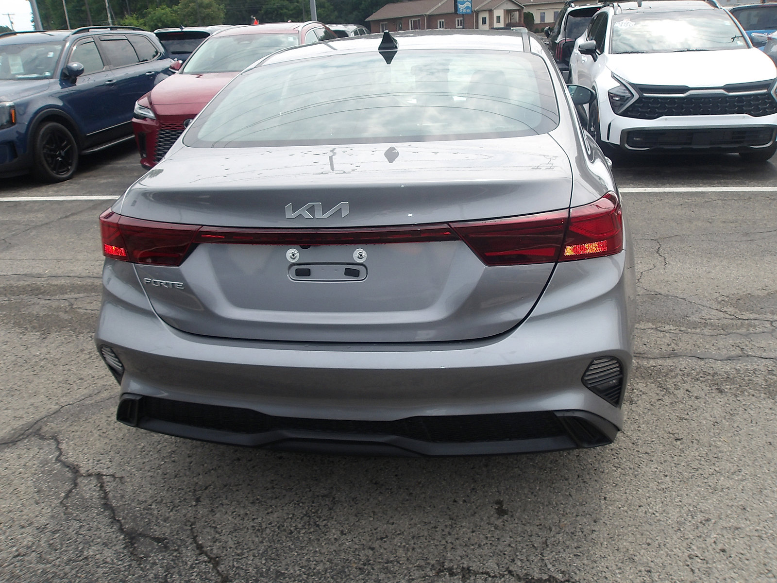 Used 2023 Kia Forte LXS FWD image 6