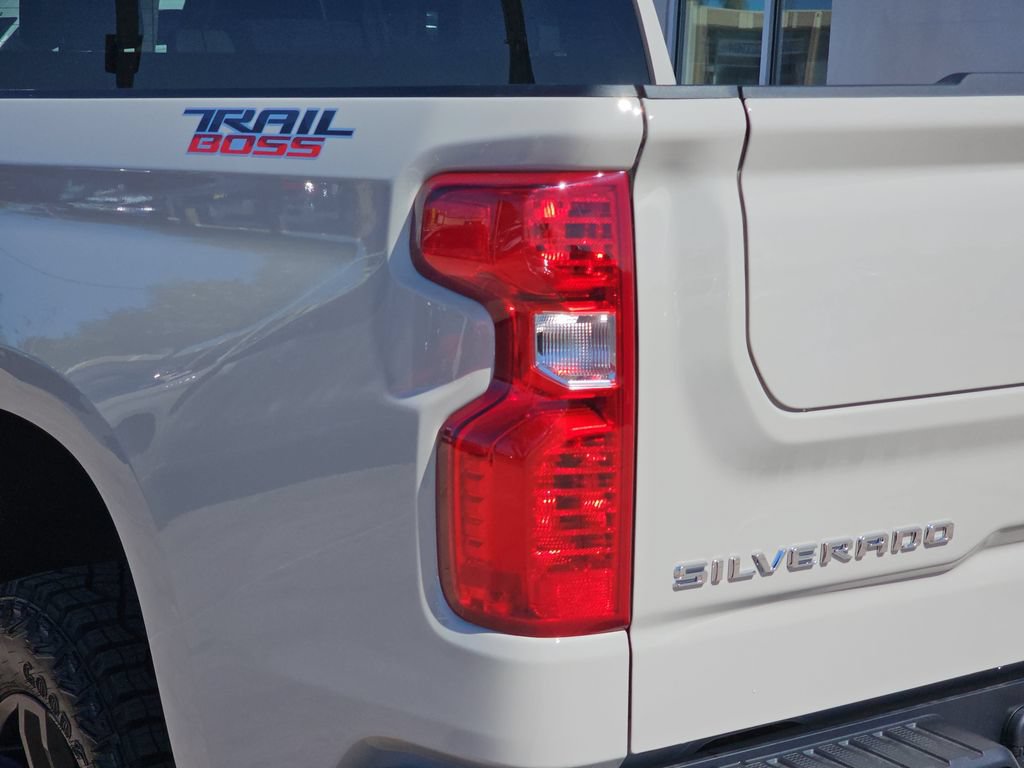 New 2026 Chevrolet Silverado 1500 Custom Trail Boss AWD/4WD image 40
