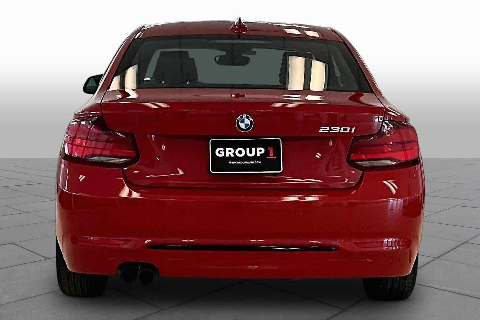Used 2021 BMW 230i Coupe w/ Convenience Package RWD image 4
