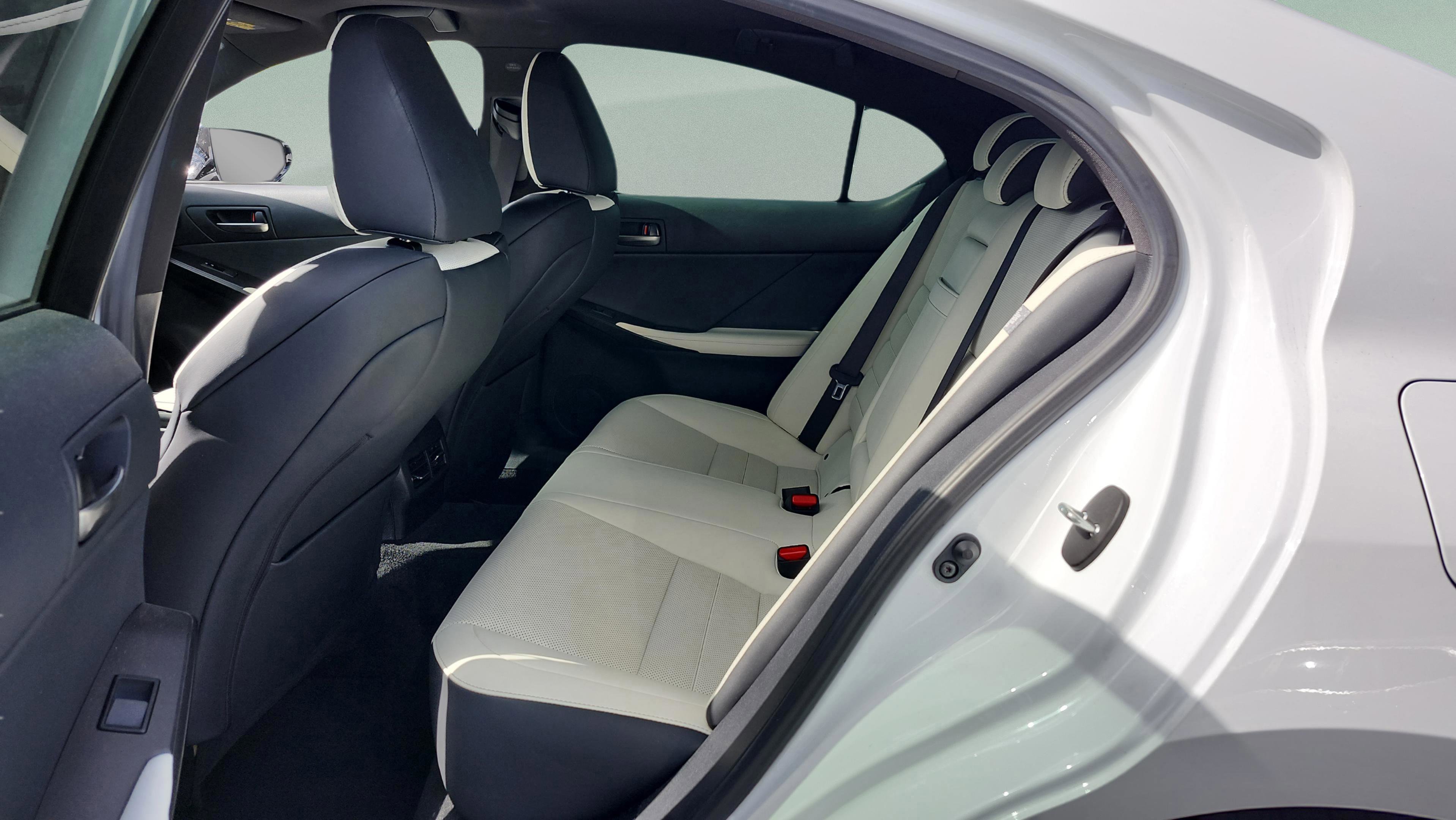 Certified 2021 Lexus IS 350 F Sport w/ Accessory Package image 9