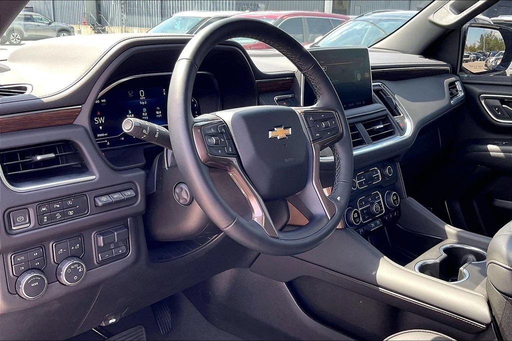 Used 2023 Chevrolet Tahoe High Country w/ Premium Package AWD/4WD image 17
