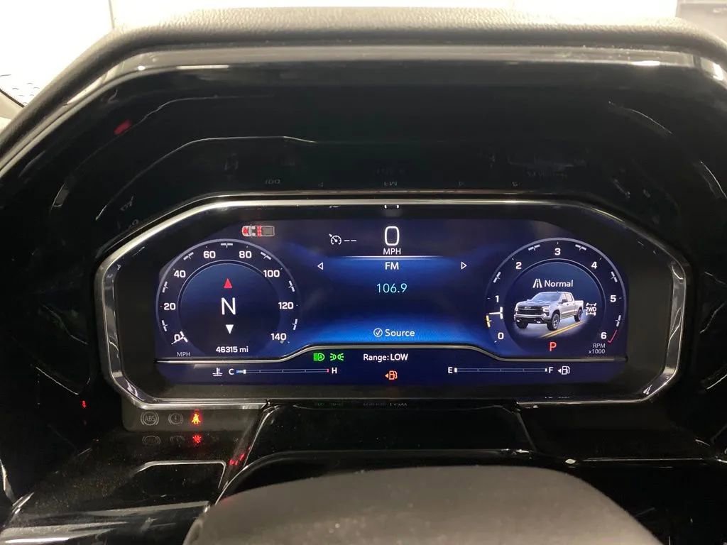 Used 2025 Chevrolet Silverado 1500 LT Trail Boss w/ LT Trail Boss Premium Package image 19