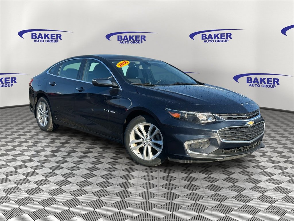 Used 2016 Chevrolet Malibu LT image 1