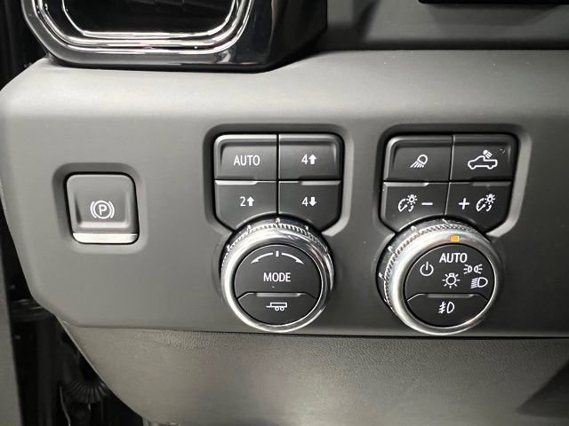 Used 2025 GMC Sierra 1500 AT4 w/ AT4 Premium Package image 29