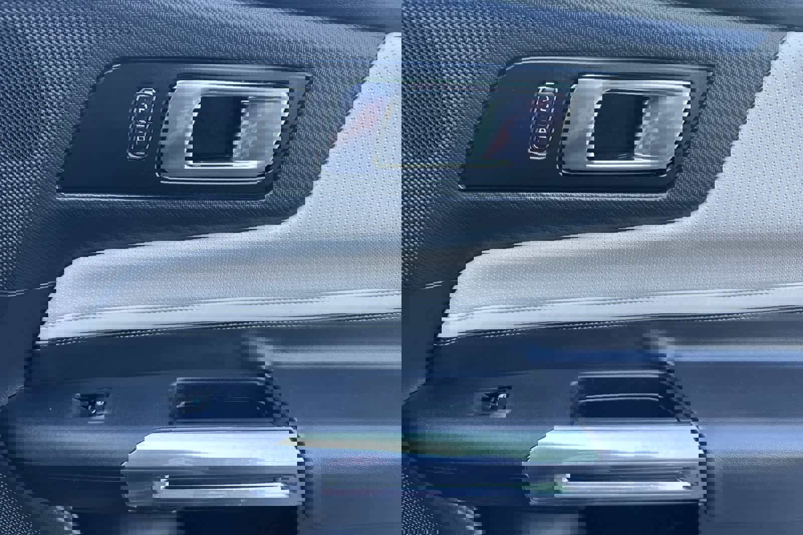 Used 2024 Ford Mustang GT Premium image 17