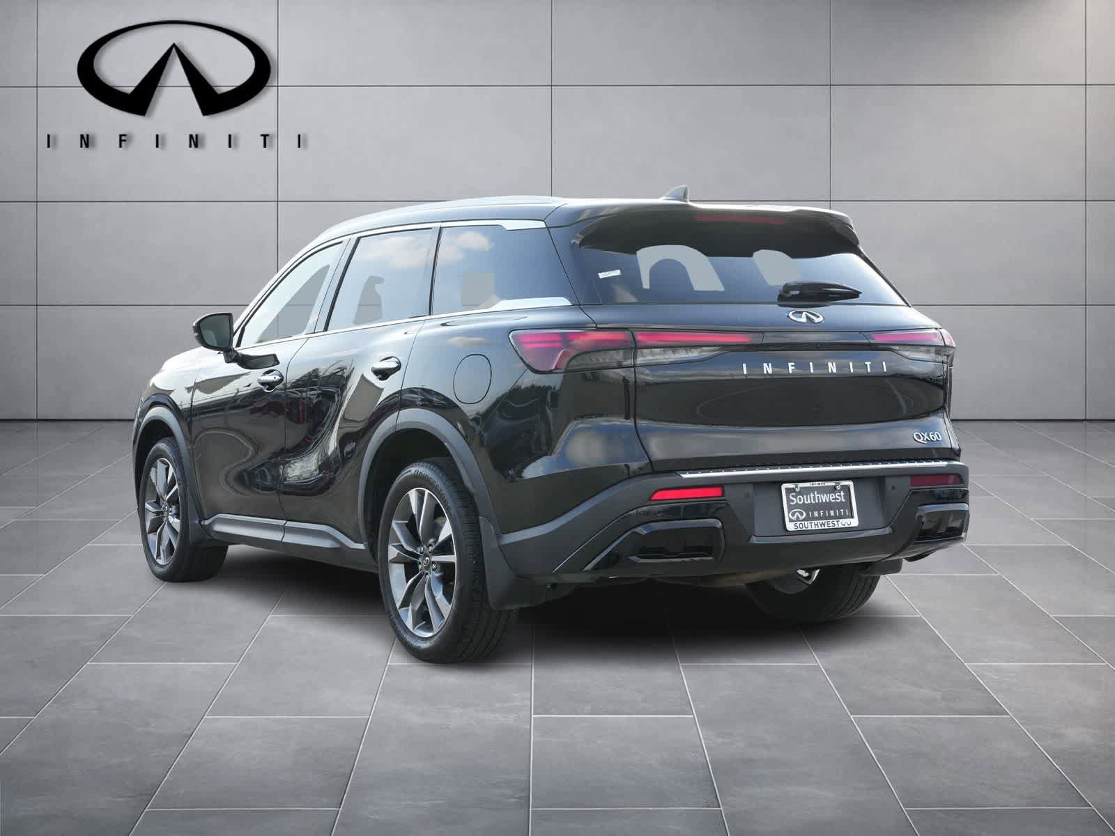 Certified 2023 INFINITI QX60 Luxe w/ Cargo Package FWD image 4
