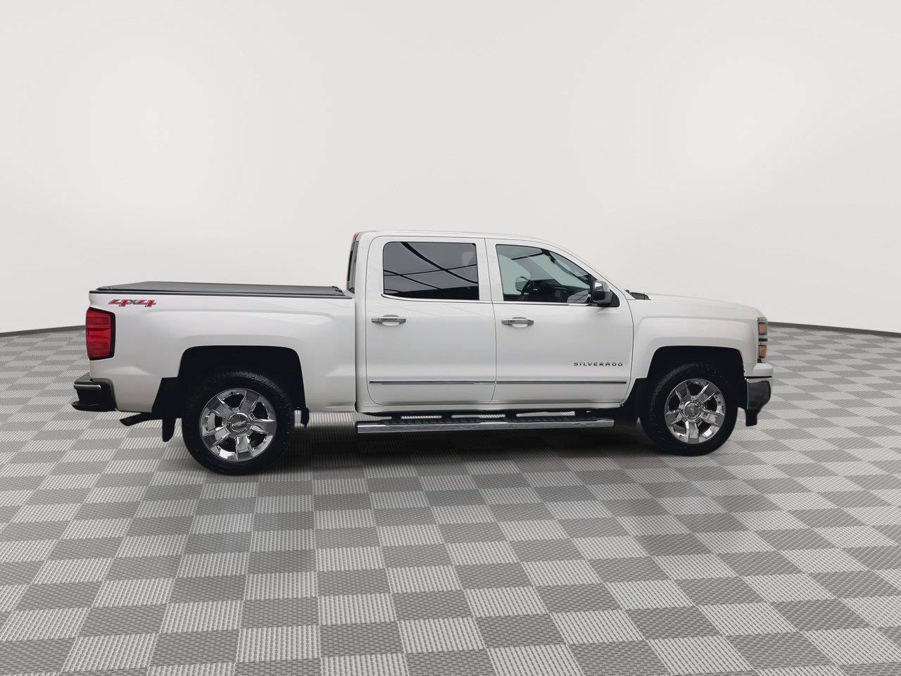 Used 2015 Chevrolet Silverado 1500 LTZ AWD/4WD image 41