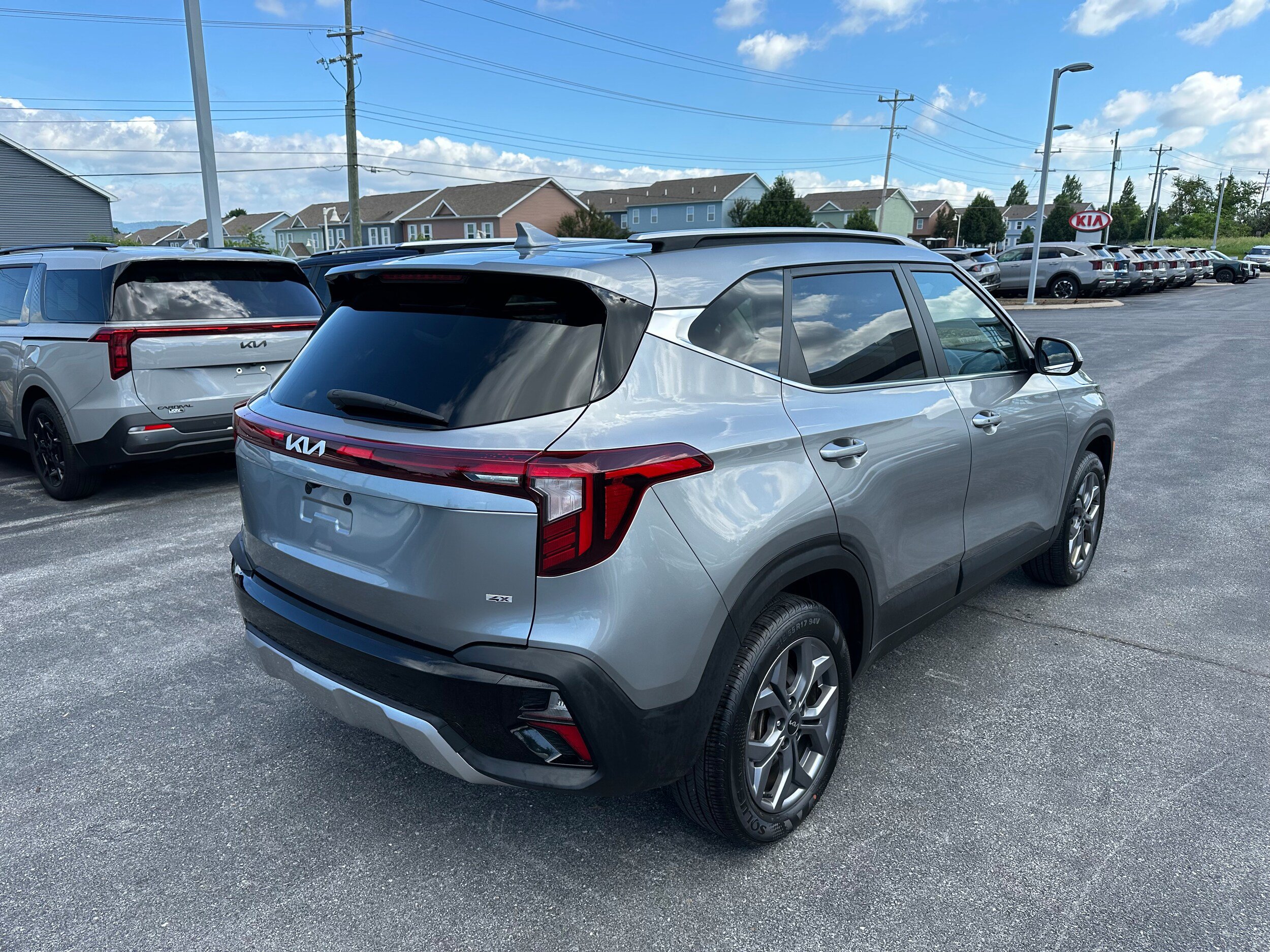 Used 2024 Kia Seltos S AWD/4WD image 5