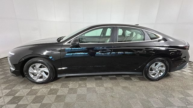 Certified 2026 Hyundai Sonata SE FWD image 5