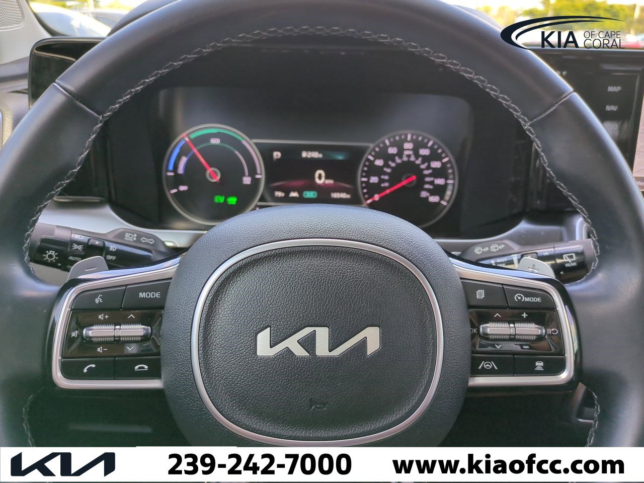 Certified 2023 Kia Sorento EX image 29