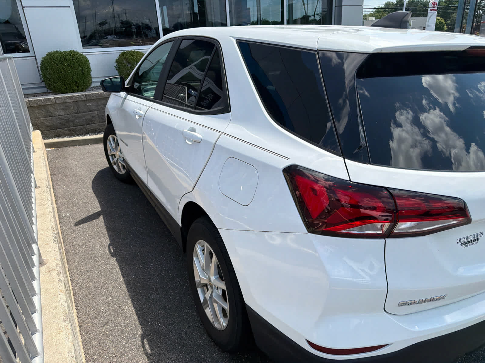 Certified 2024 Chevrolet Equinox LS w/ LS Convenience Package AWD/4WD image 4