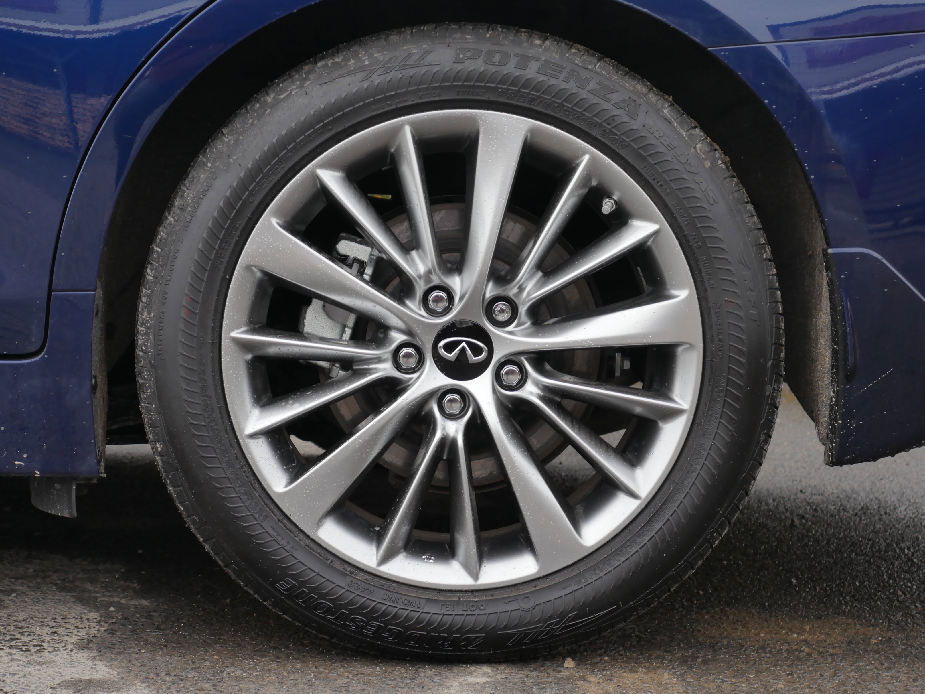 Used 2024 INFINITI Q50 Luxe w/ Cargo Package AWD/4WD image 4