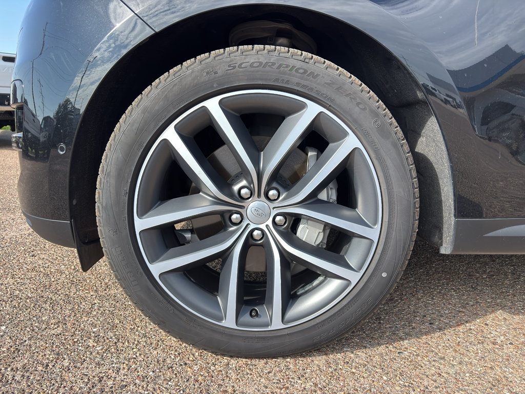 Used 2023 Land Rover Range Rover Sport SE AWD/4WD image 19