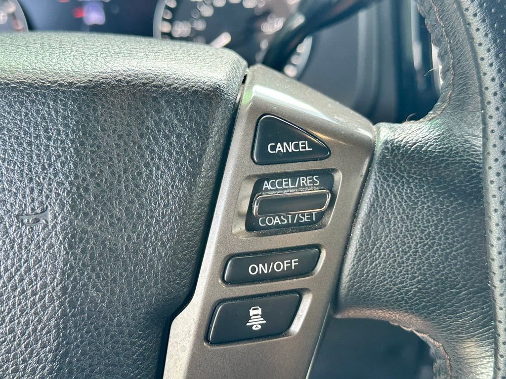 Used 2021 Nissan Titan Platinum Reserve image 12