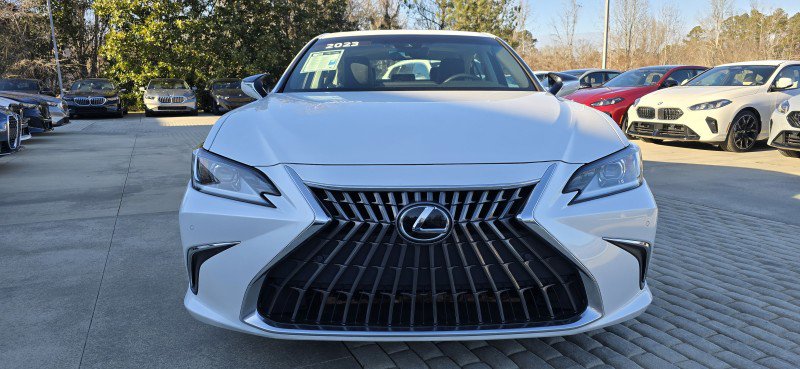 Used 2023 Lexus ES 350 w/ Premium Package image 10