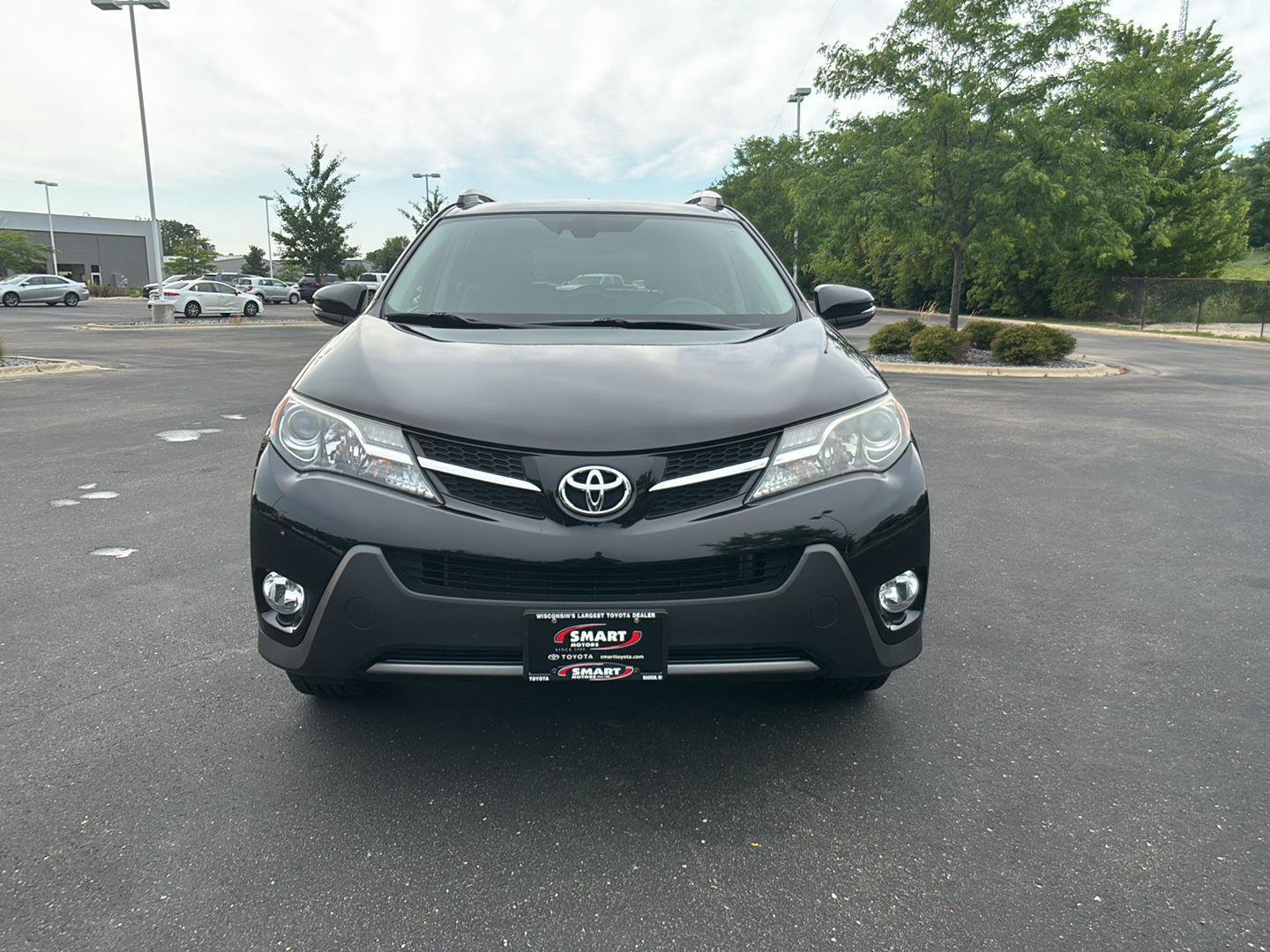 Used 2015 Toyota RAV4 Limited w/ Technology Package AWD/4WD image 7