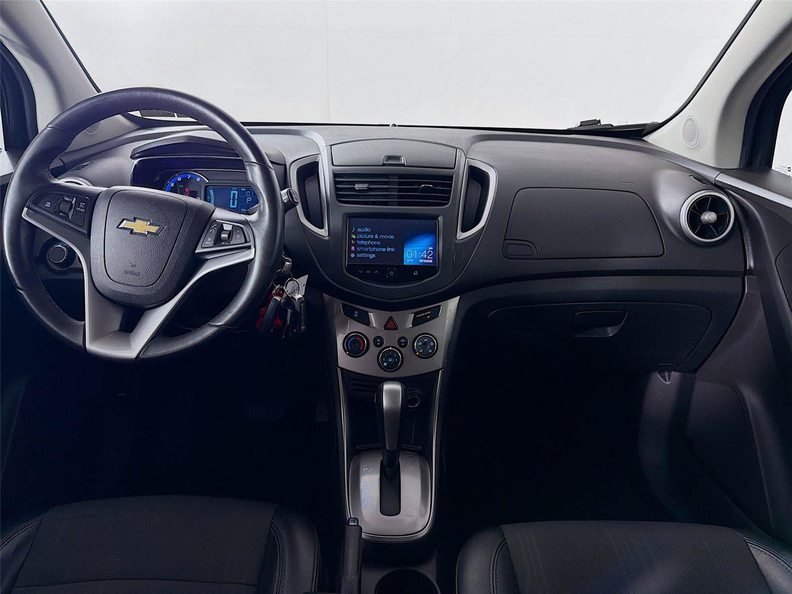 Used 2016 Chevrolet Trax LT w/ LT Convenience Package AWD/4WD image 25