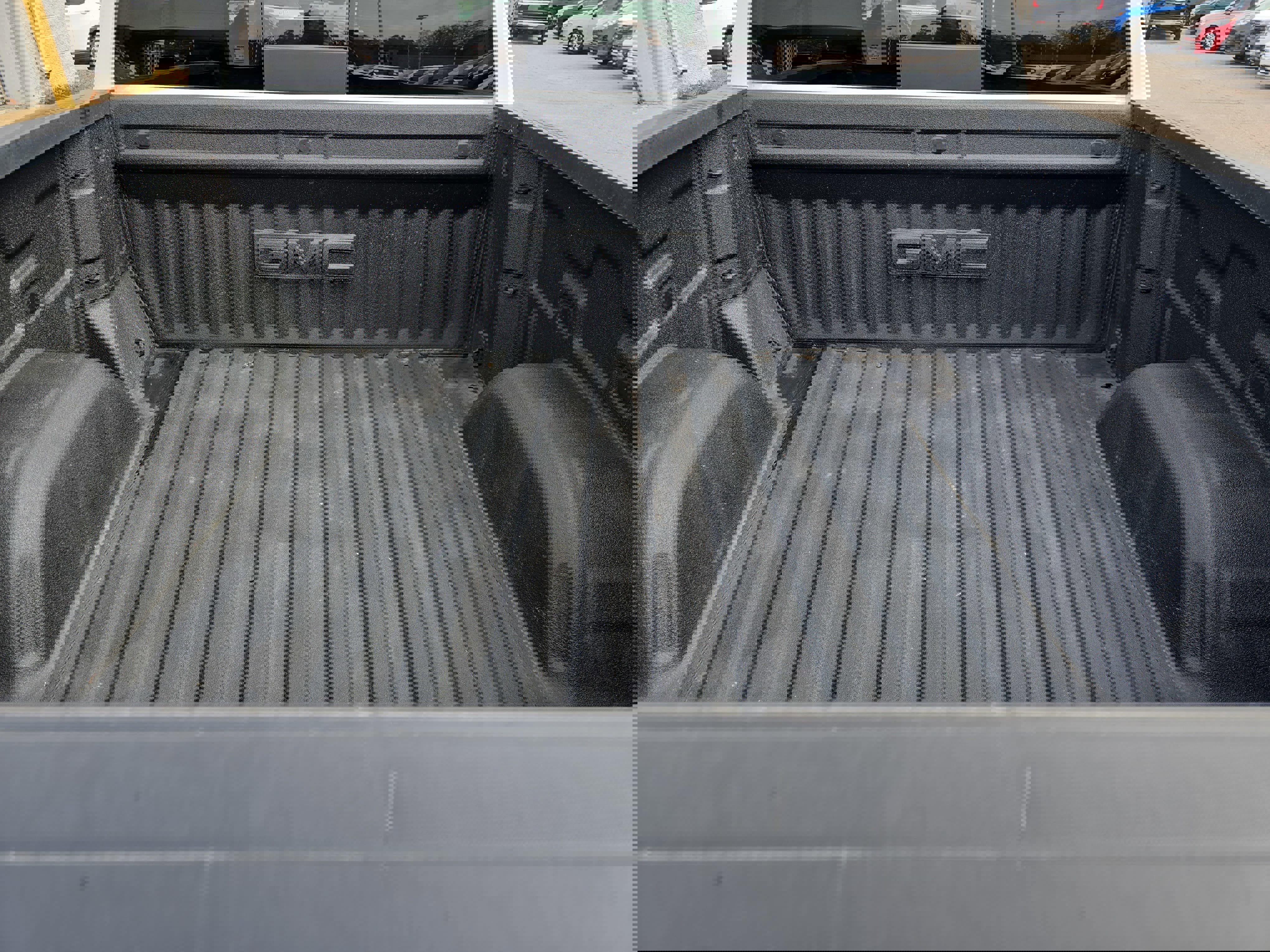 Used 2023 GMC Sierra 1500 SLT w/ SLT Premium Plus Package image 15