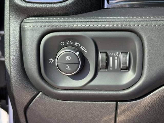 Used 2022 RAM 2500 Limited image 20