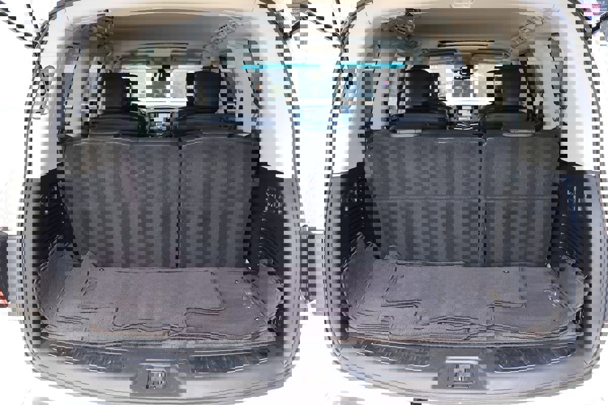 Used 2016 INFINITI QX80 Luxe w/ 22" Wheel Package image 47