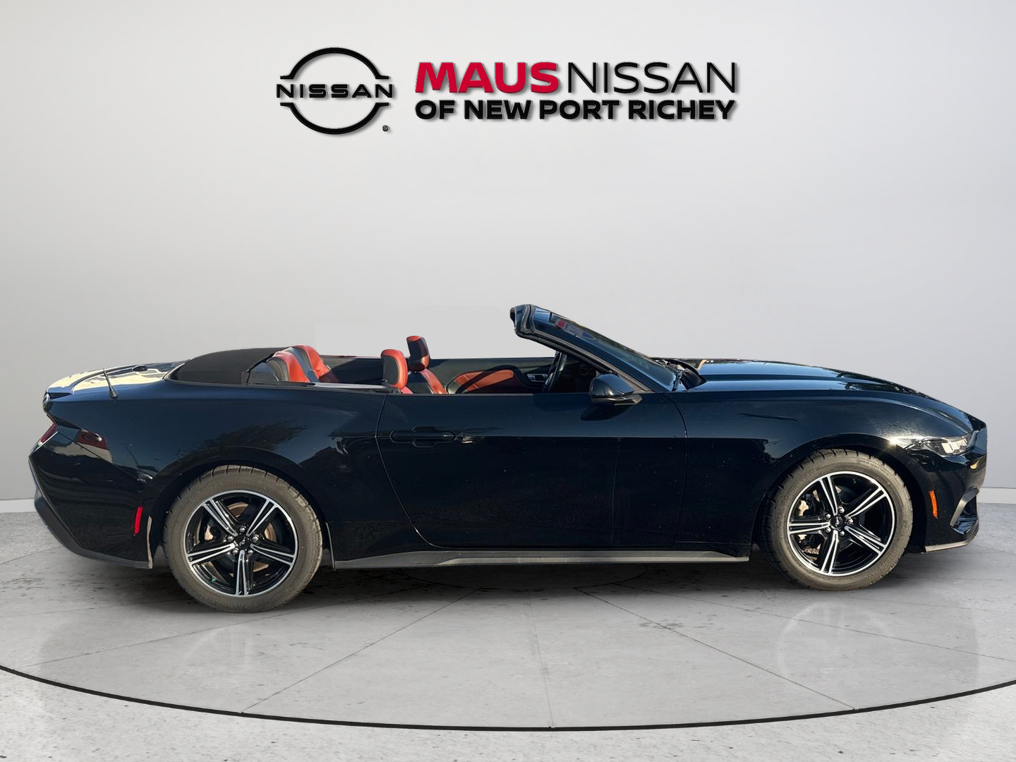 Used 2024 Ford Mustang Premium RWD image 9