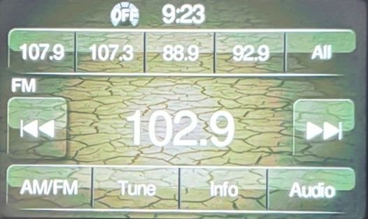 Used 2016 Jeep Cherokee Latitude w/ Safety/Convenience Group image 21