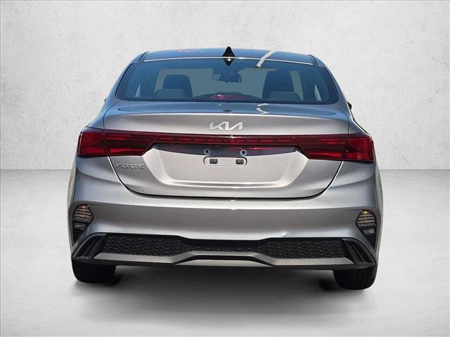 Used 2023 Kia Forte LXS FWD image 7