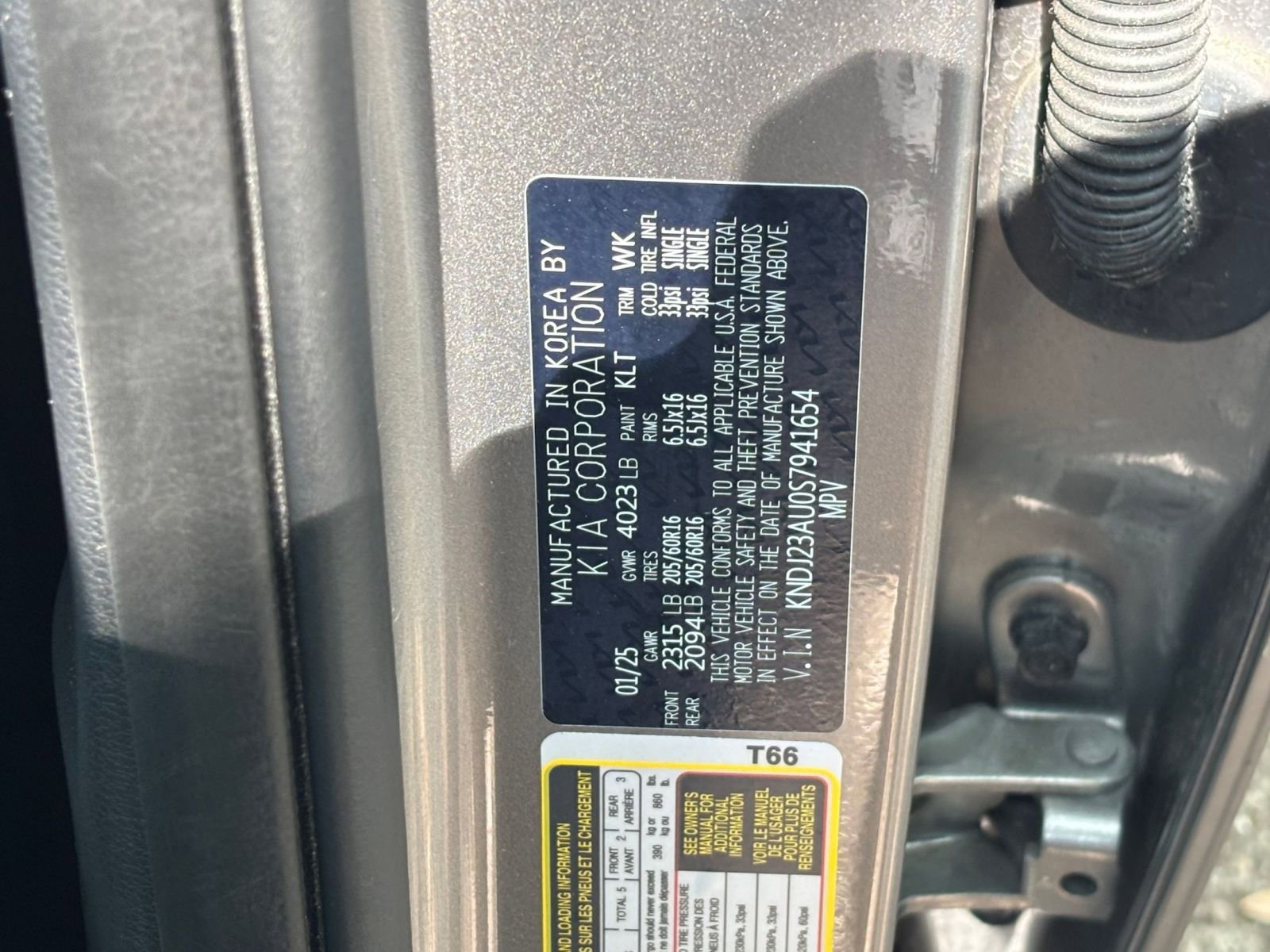 Used 2025 Kia Soul LX w/ LX Technology Package FWD image 10