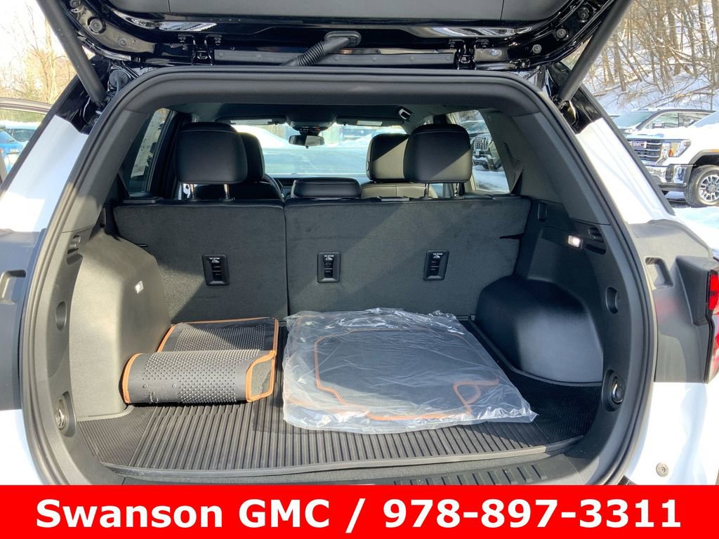 New 2026 GMC Terrain AT4 w/ Convenience Package III image 25