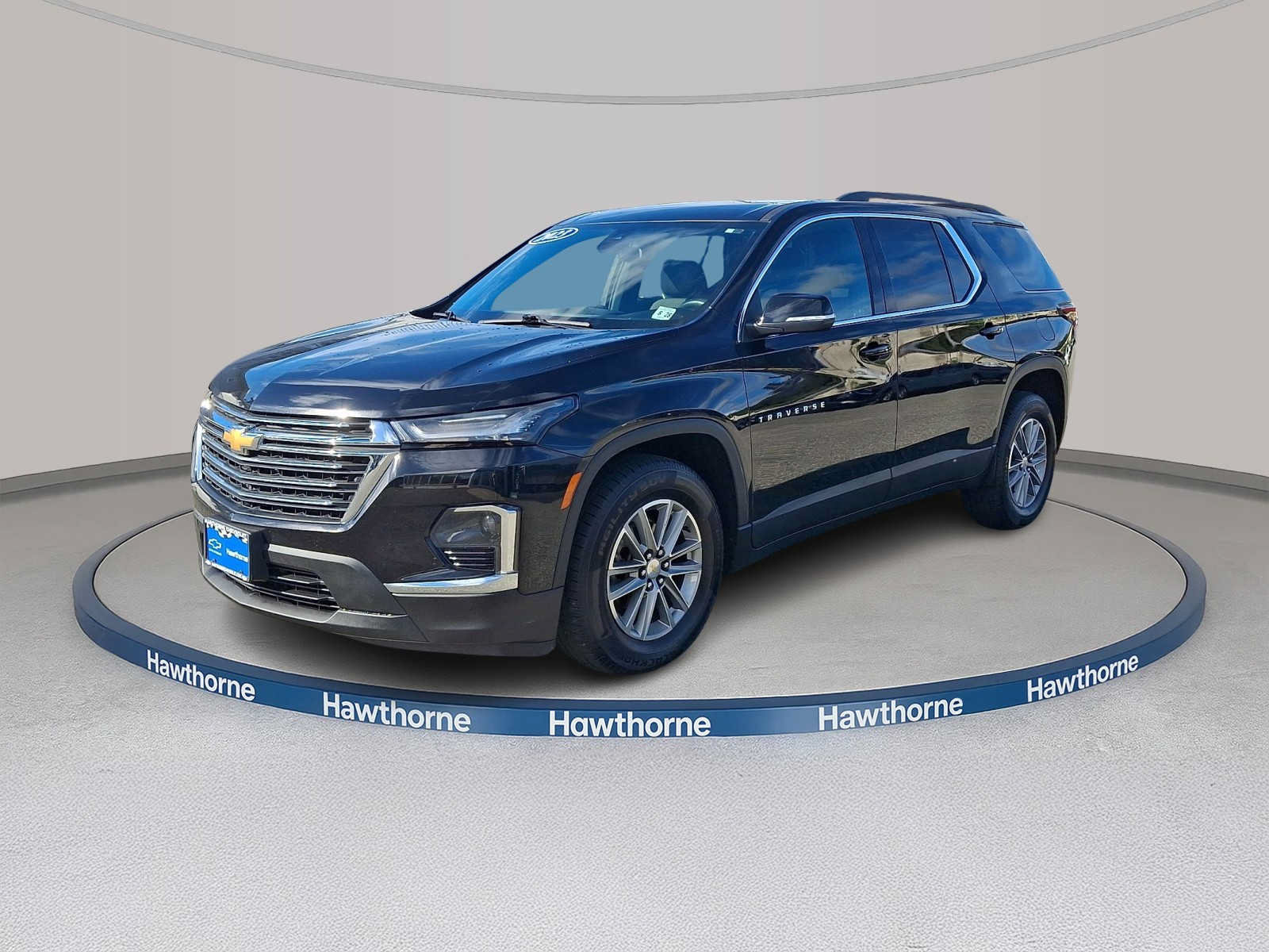 Used 2023 Chevrolet Traverse LT AWD/4WD image 3