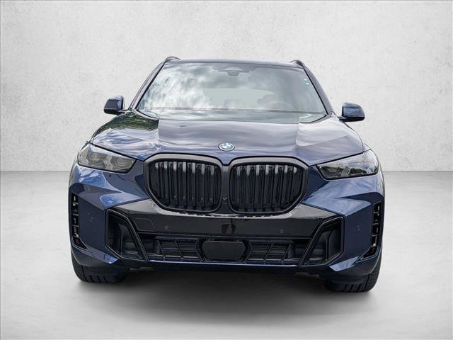 New 2026 BMW X5 xDrive50e w/ M Sport Package AWD/4WD image 3