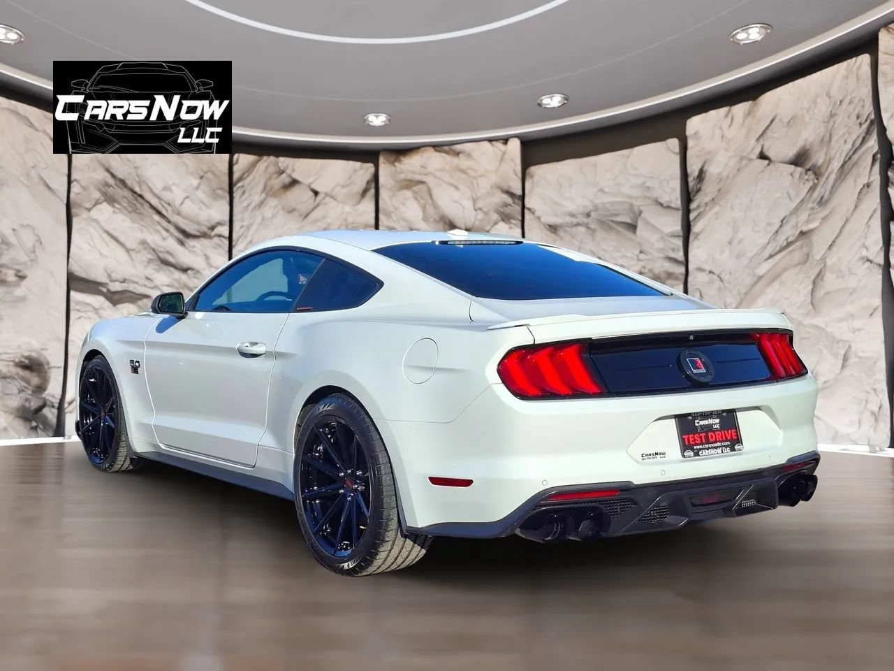 Used 2021 Ford Mustang GT RWD image 4