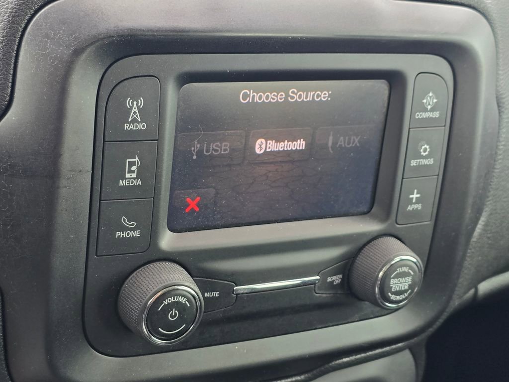 Used 2019 Jeep Renegade Sport image 39