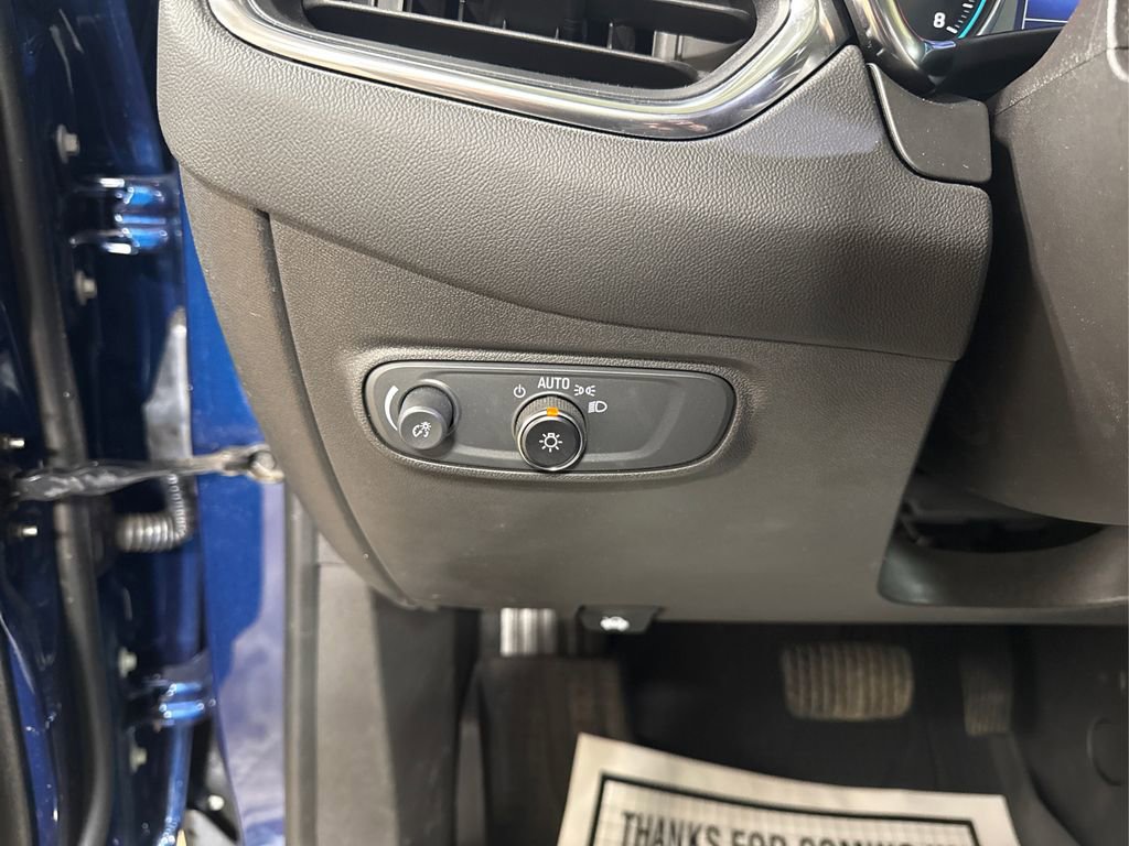 Used 2022 Chevrolet Equinox LT image 25