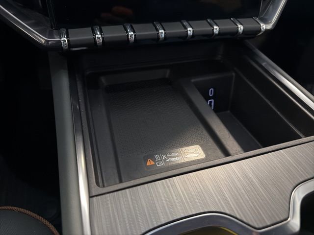 Used 2025 GMC Acadia AT4 w/ LPO, Floor Liner Package image 31