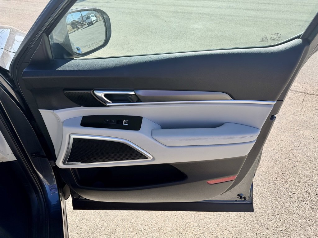 Used 2020 Kia Telluride S w/ S 8 Passenger Seating Package image 33