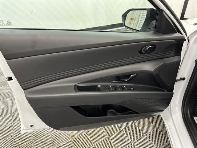 New 2026 Hyundai Elantra Sport image 10