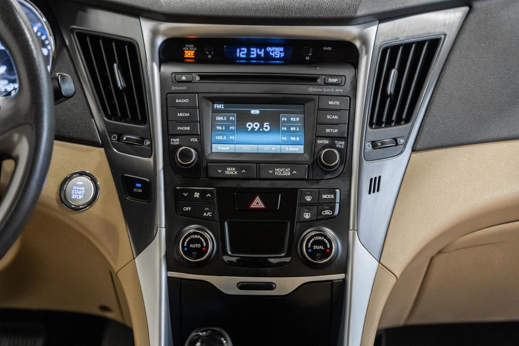 Used 2014 Hyundai Sonata Hybrid image 23