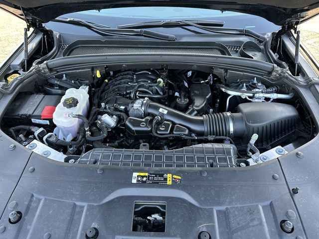 Used 2025 Jeep Grand Cherokee Limited image 33