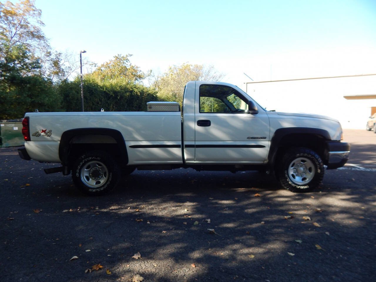 Used 2006 Chevrolet Silverado 2500 W/T w/ Snow Plow Prep Package AWD/4WD image 7