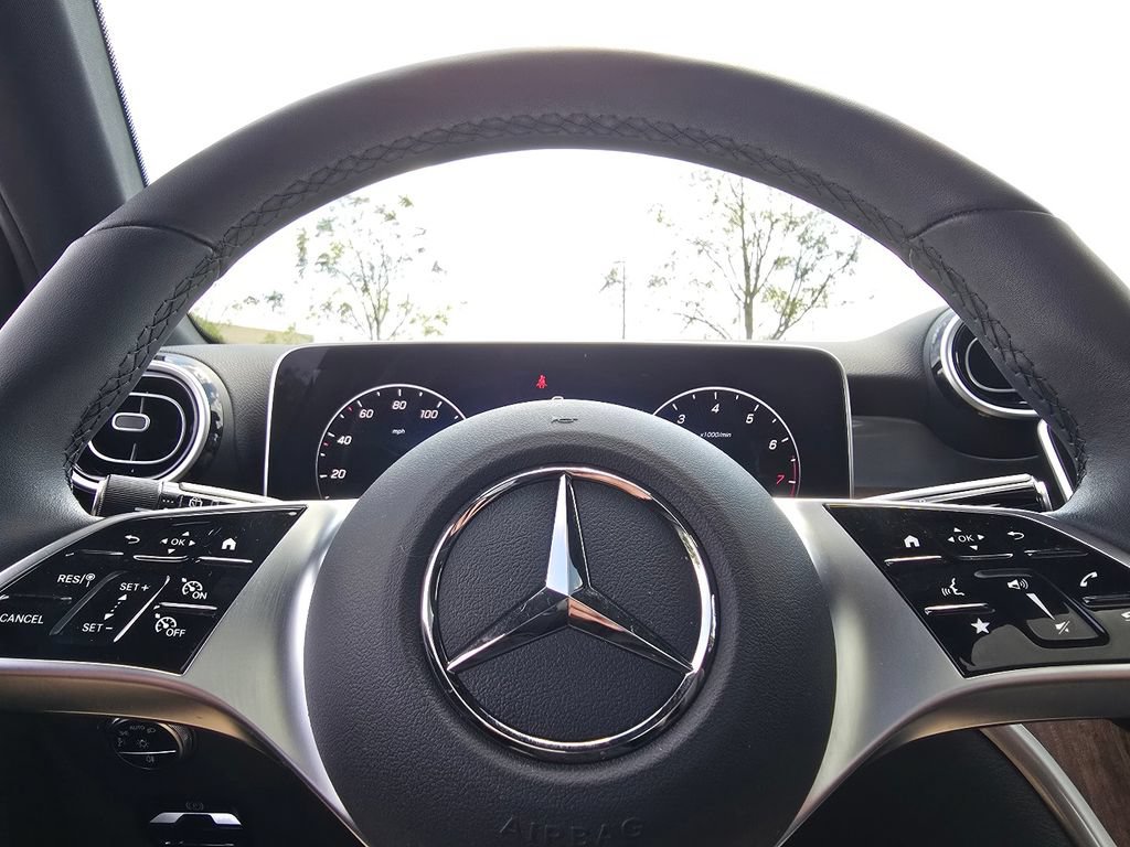 Certified 2026 Mercedes-Benz GLC 300 4MATIC image 27