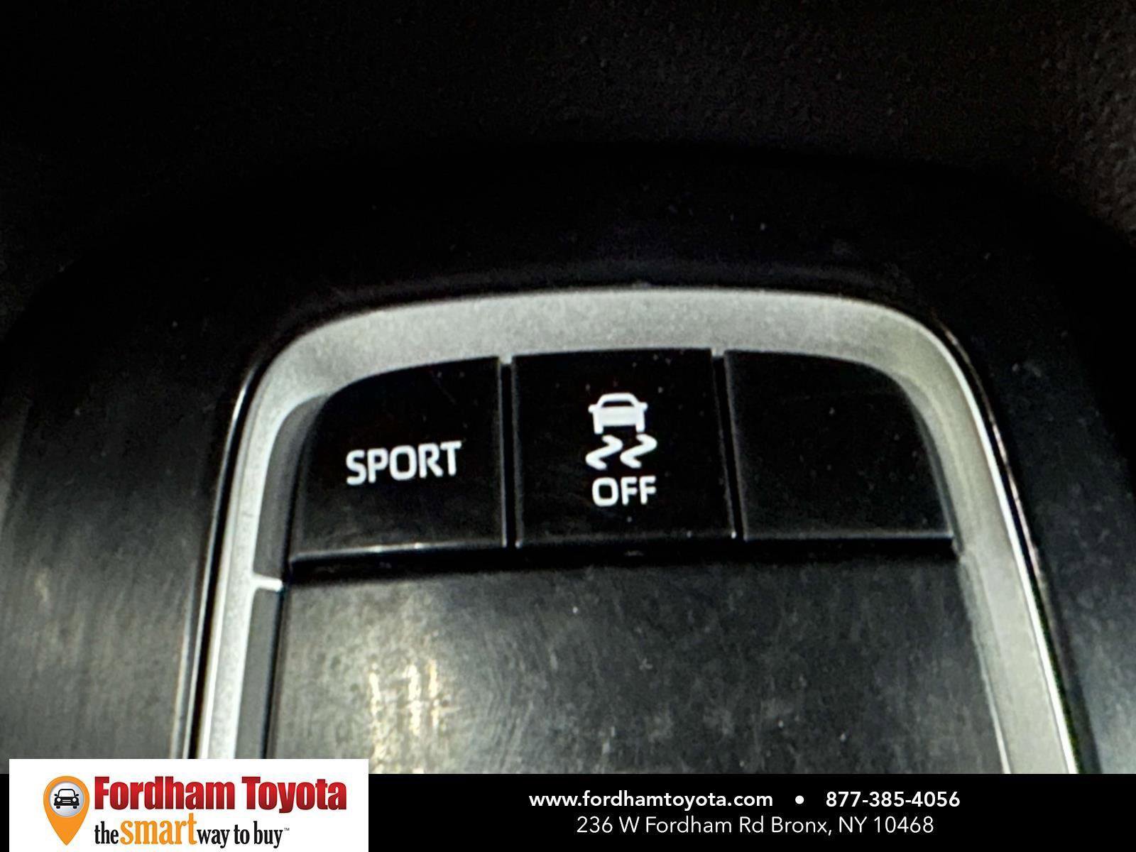 Certified 2022 Toyota Corolla SE FWD image 22