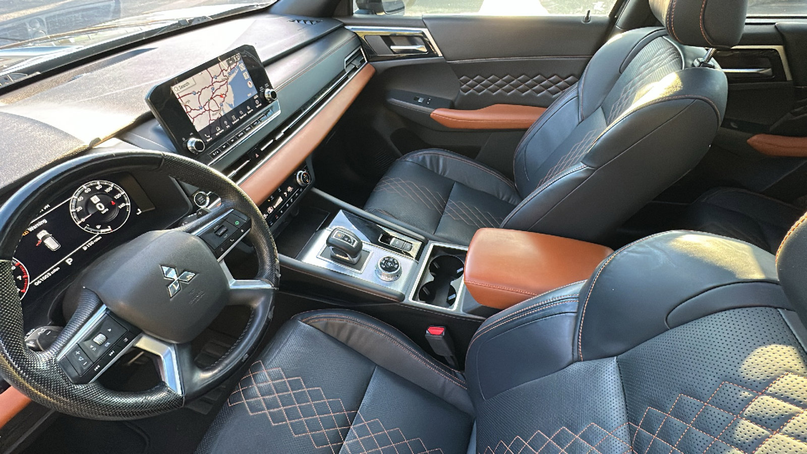 Used 2022 Mitsubishi Outlander SEL image 23