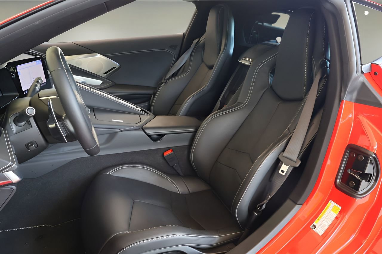 Used 2023 Chevrolet Corvette Stingray Preferred Cpe image 12