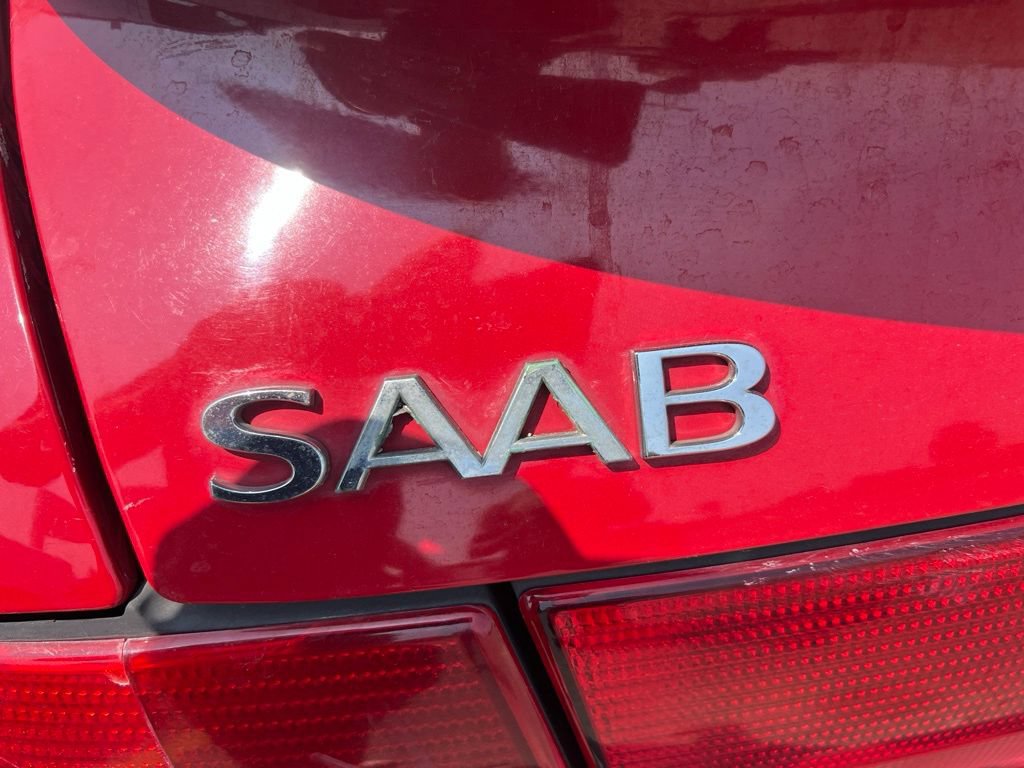 Used 1999 Saab 9-3 2.0T FWD image 16
