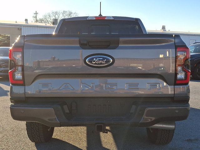 Used 2025 Ford Ranger XLT w/ FX4 Off-Road Package image 5