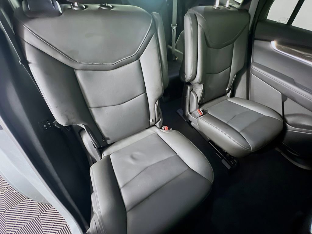 Used 2023 Cadillac XT6 Sport w/ Technology Package image 29