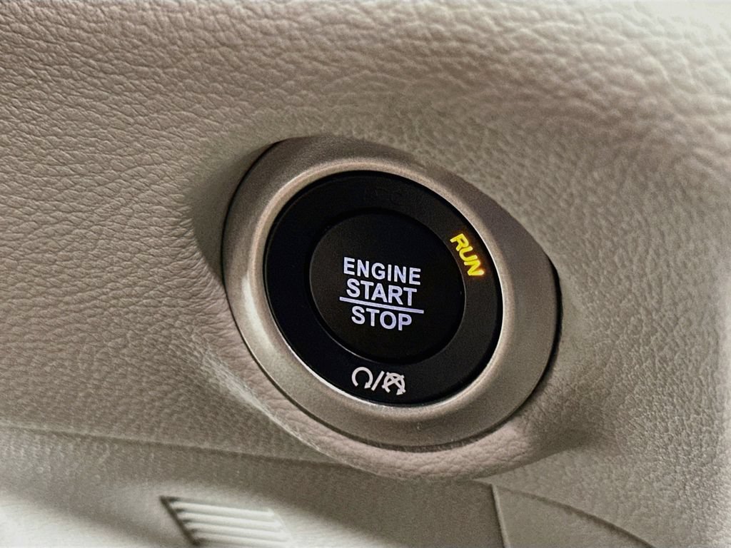 Certified 2021 Chrysler Pacifica Limited w/ Premium & Safety Sphere Group AWD/4WD image 23